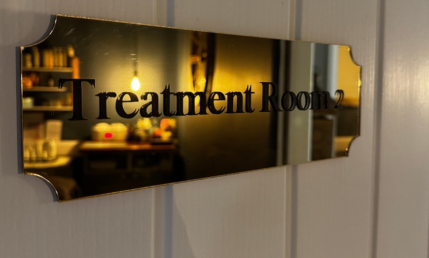 Image 8: Up to 57% Off on Japanese Head Spa at Morgan & Company 