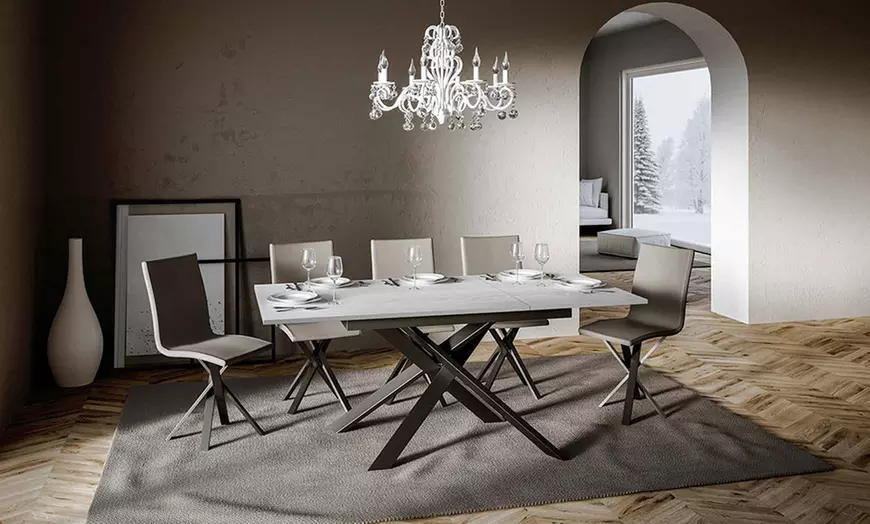 Image 6: Uitschuifbare eetkamertafel 'Ganty'