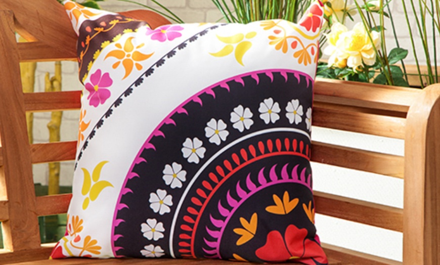 Image 5: Waterproof Outdoor Scatter Cushion