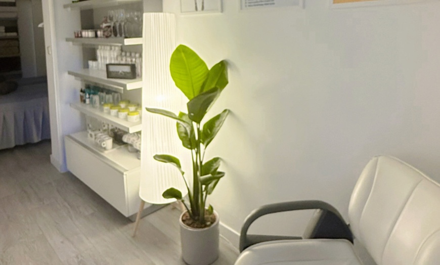 Image 4: Masaje 3 en 1, con champán y bombones 