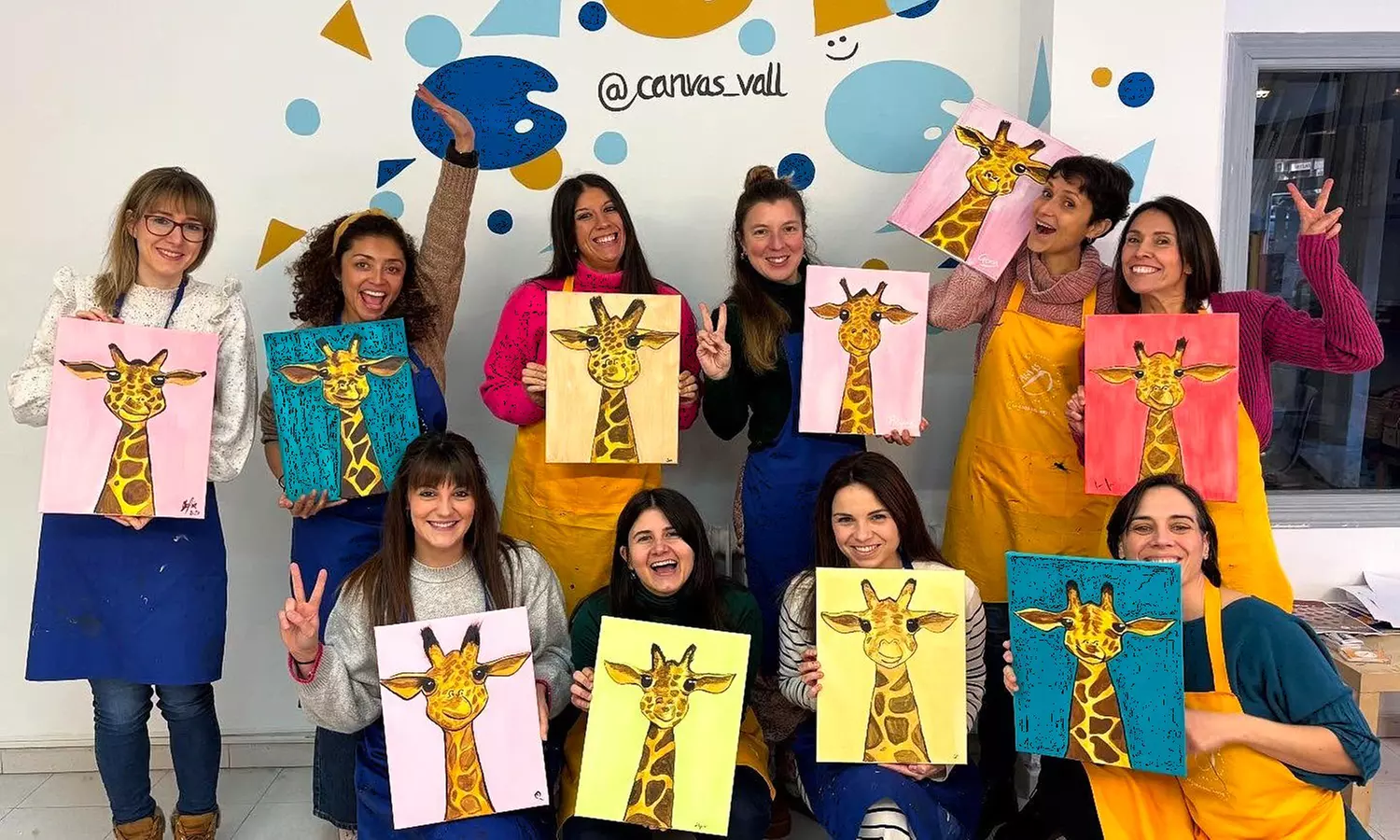 Taller de pintura acrílica para 1 o 2 personas con bebida y picoteo