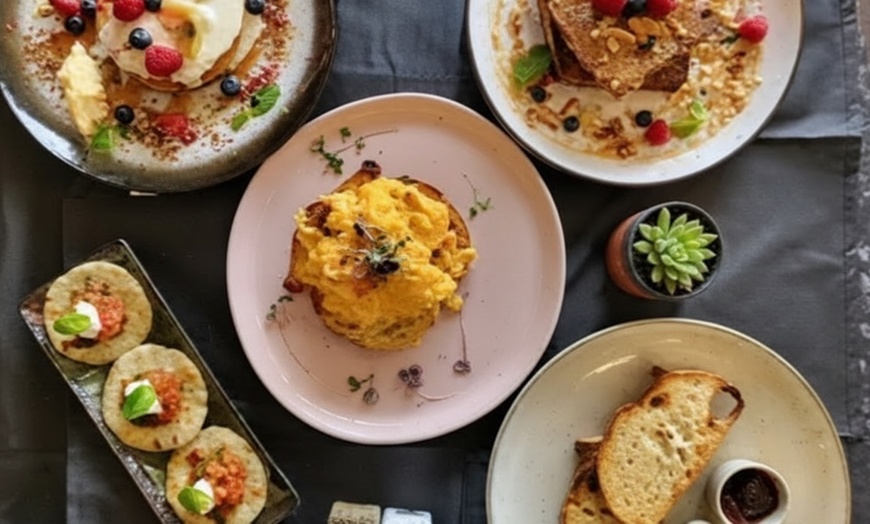 Image 7: Sizzling Sri Lankan Platters, Island Cocktails & Lively Vibes 