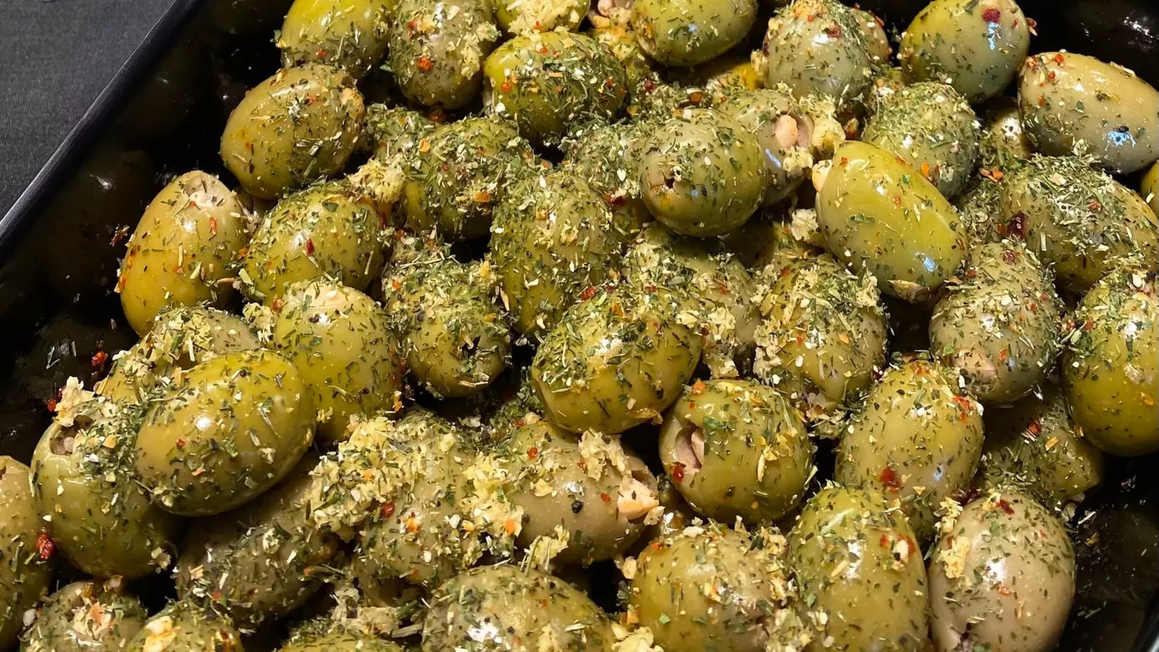 Oliven oder Creme Dips