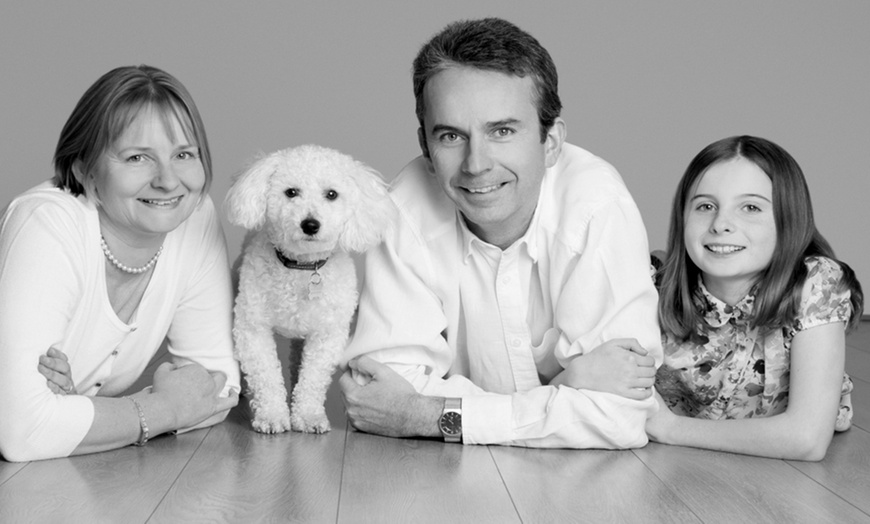 Image 4: Pet and Family Photoshoot