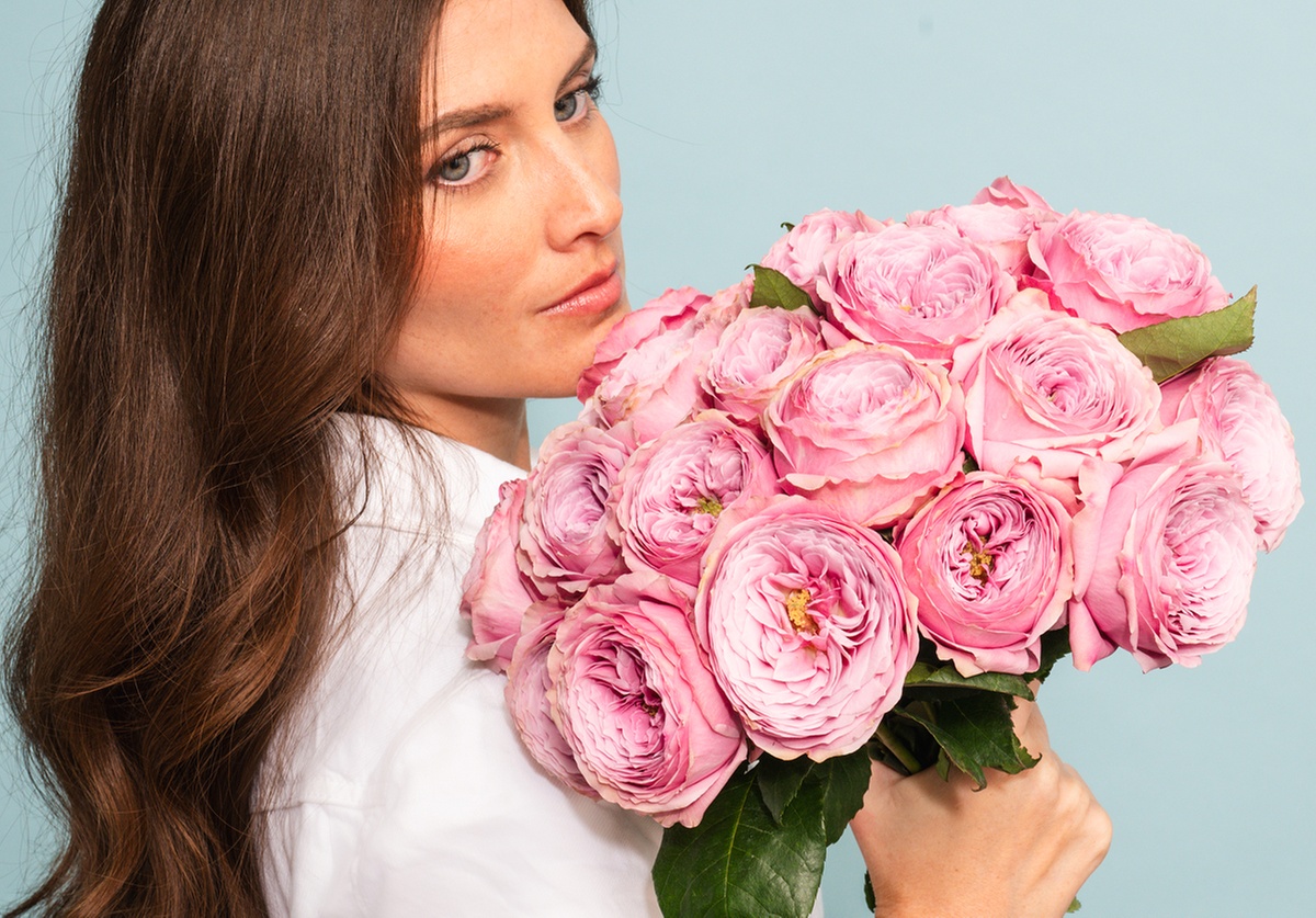 A floral treasure: Garden & Peony-Style Roses from Rosaholics (Up to 71%% Off)
