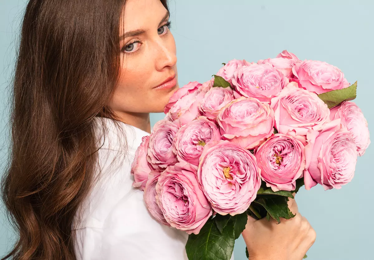 A floral treasure: Garden & Peony-Style Roses from Rosaholics (Up to 71%% Off)