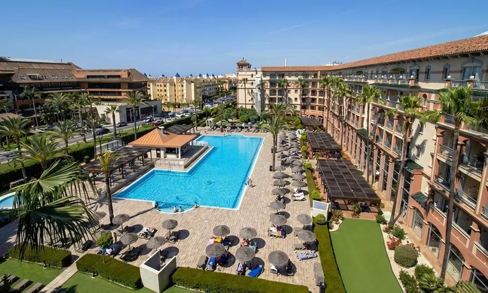 Circuito de spa con copa de cava y opción a masaje para 2 personas