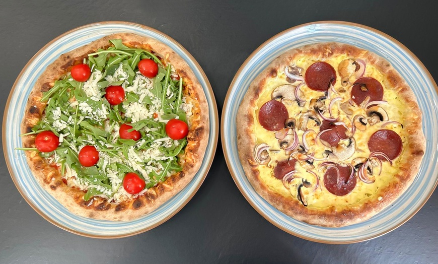 Image 1: 2 oder 3 Gänge: Vorspeise, Pizza & Dessert nach Wahl für 2 od. 4 Pers.