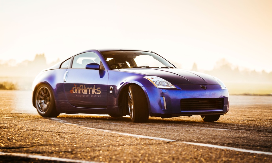 Image 1: Nissan 350Z Drifting Experience