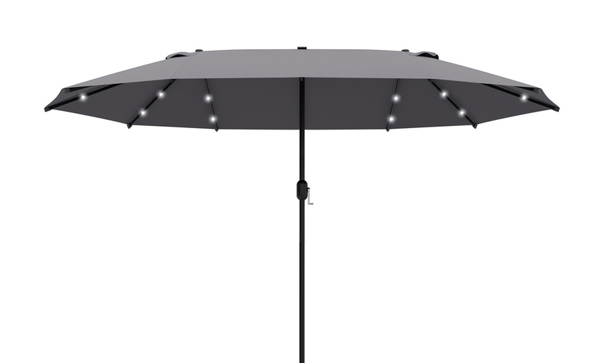 Image 12: Outsunny 4.4m Double-Sided Sun Umbrella Garden Parasol