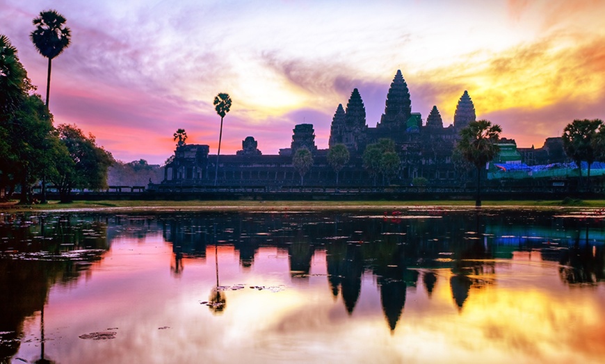 Image 1: Cambodia: 6-Night Tour with Accommodation and Meals