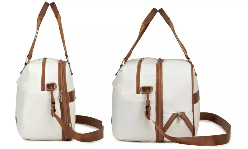 Image 11: 20L Expandable Travel Duffel Bag with Wet-Dry Compartment 