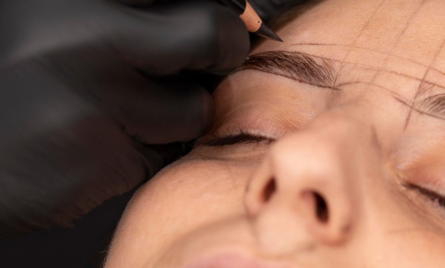 Image 13: Zahnschmuck mit Swarovski®-Kristallen, Lashlifting oder Browlifting