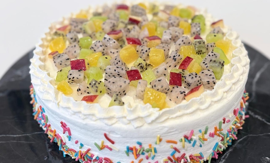 Image 4: Takeaway Cake of Choice: One Kg