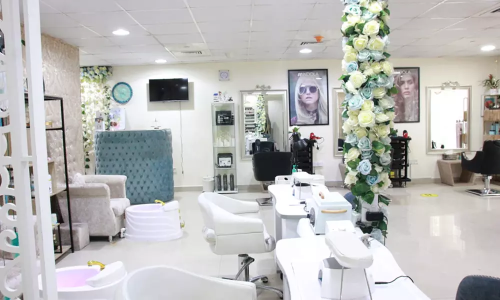 All Eyes on You: Lash & Brow Magic: Lamination, Lift / Mink Extensions