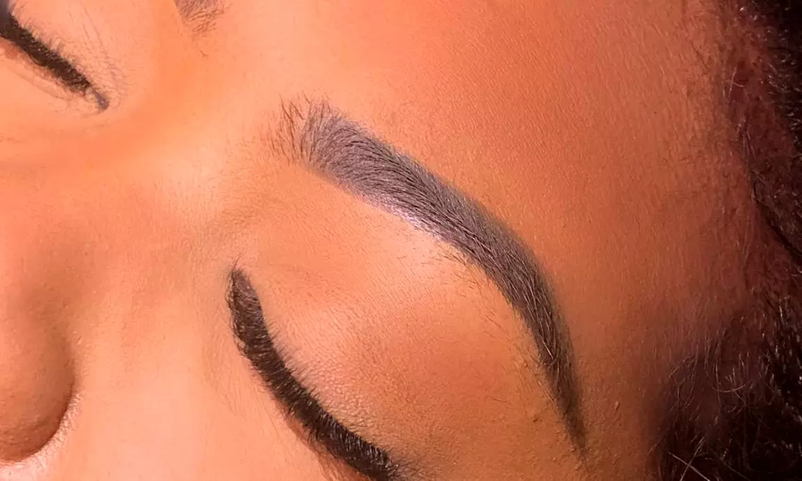 Achieve Flawless Brows with Eyebrow Threading and Tinting