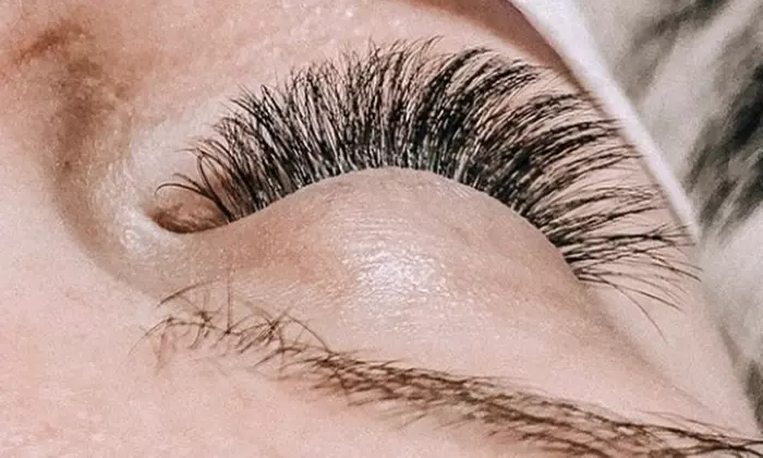Luxury Lashes offers classic, hybrid, and volume eyelash extensions with up to 61% off for a stunning transformation.