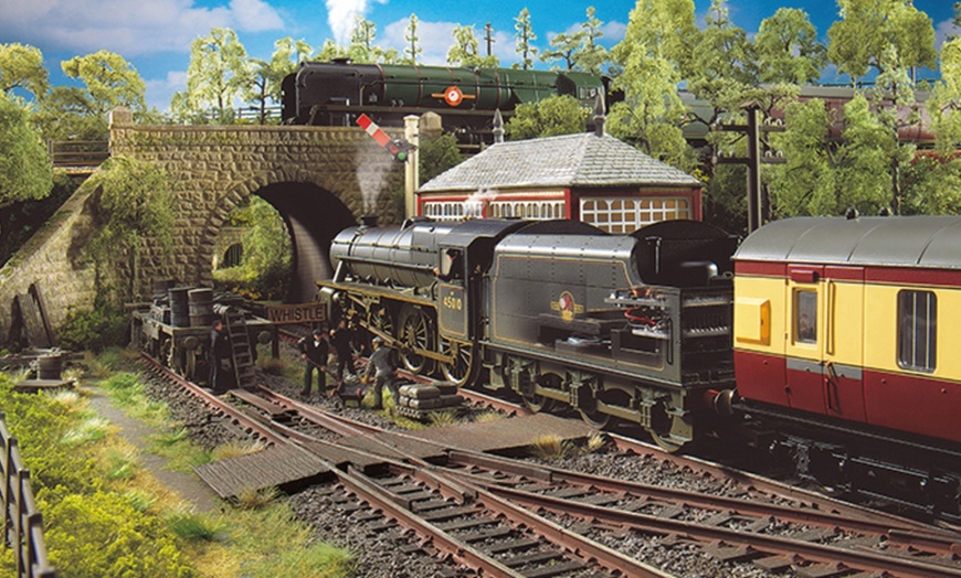 Image 17: Hornby 1000 Pieces Jigsaw Puzzles