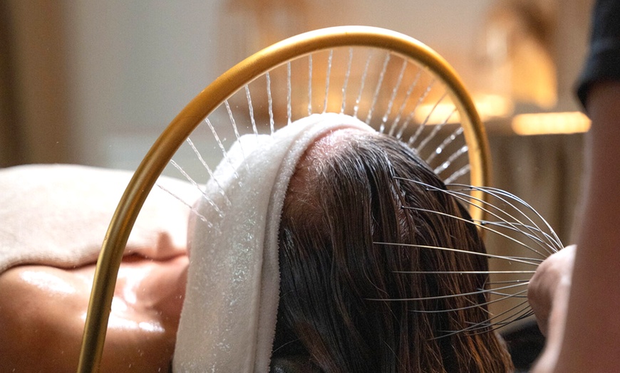 Image 1: Head Spa japonais : détente du cuir chevelu et soin au choix