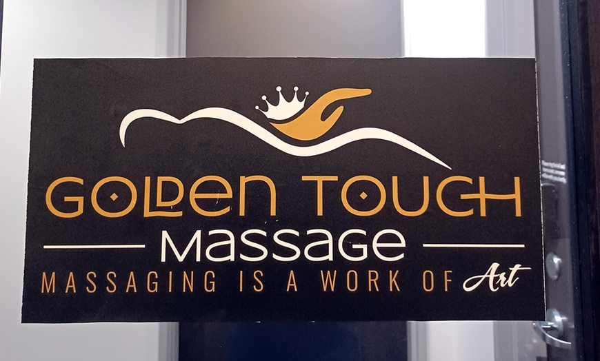 Image 4: Relax with 60 or 90-Minute Swedish or Deep Tissue Massages