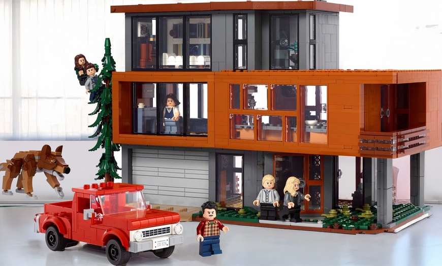 Image 2: LEGO Ideas Twilight The Cullen House