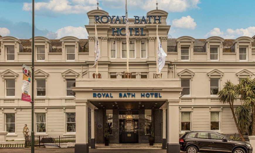 Image 4: Bournemouth: Standard Double with Breakfast