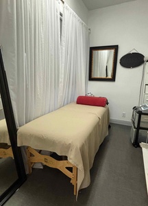 One Classic Eyelash Extension Session - Angel Eyes