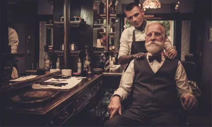 Herrenhaarschnitt inkl. Softdrink für 1 Person