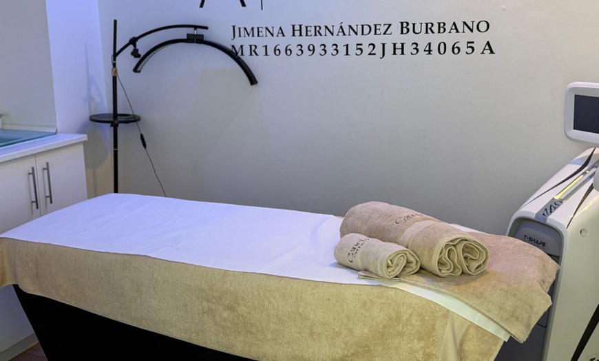 Image 4: 2 o 4 sesiones de maderoterapia en una zona a elegir para 1 persona