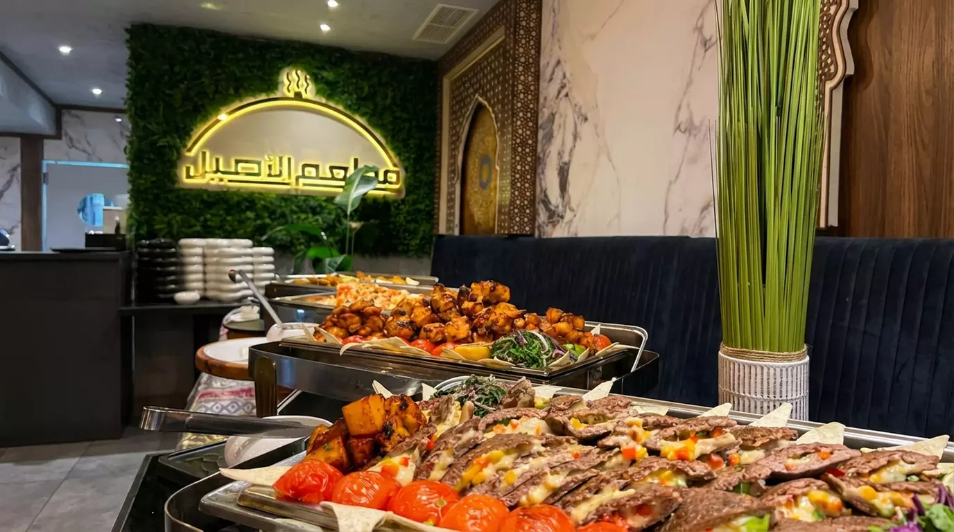 Orientalisches All-You-Can-Eat-Buffet für 1 bis 6 Personen