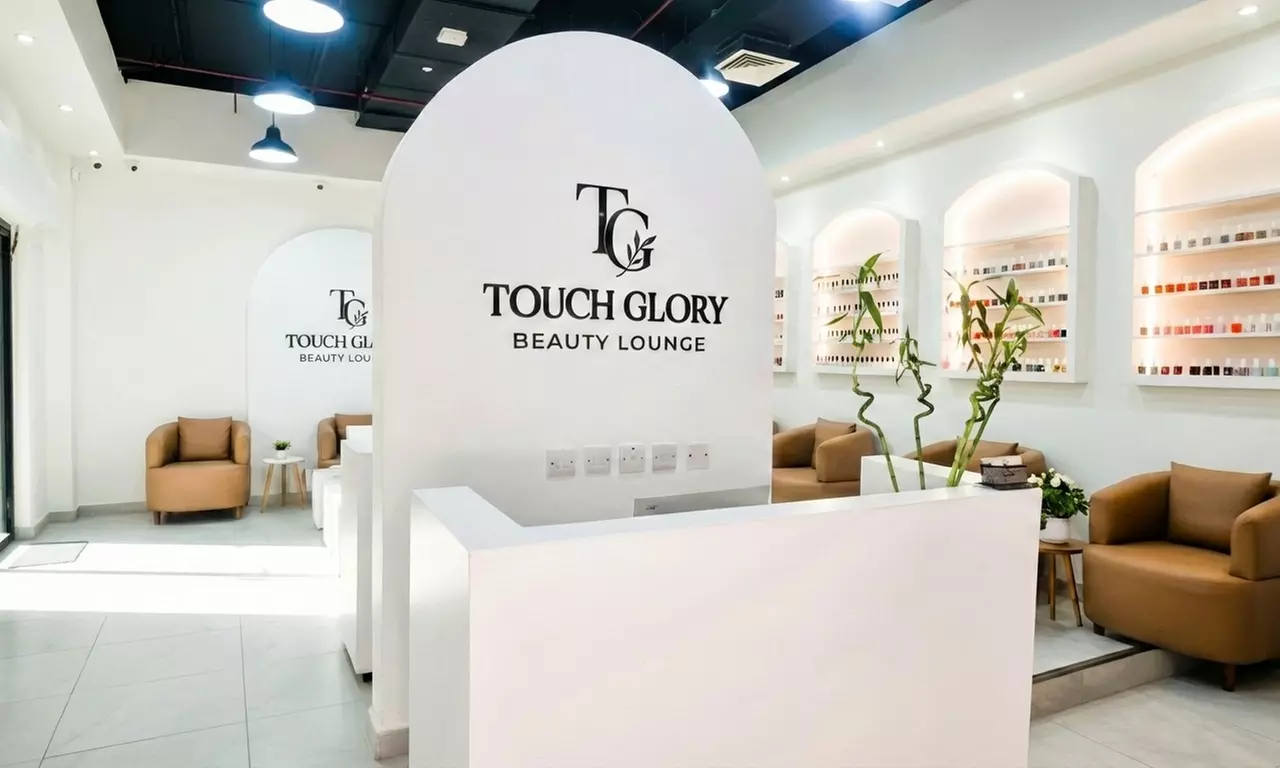 Unwind with 60-Minute Classic Moroccan Bath with Optional Herbs or Premium Moroccan Bath (Up to 60% Off) - Image 3