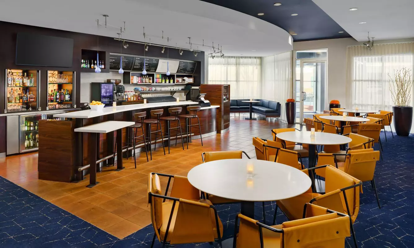 Members Only: Hotel in Buckhead | Steps from Lenox Mall