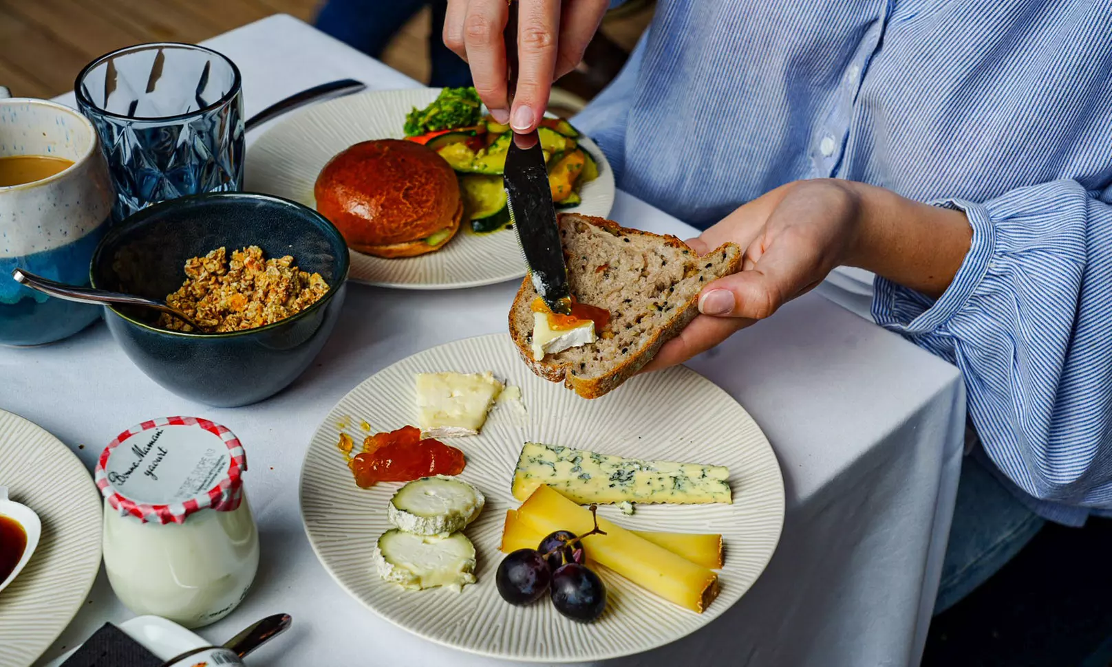 Croisière avec brunch à volonté pour 1 ou 2 pers. avec Le Diamant Bleu