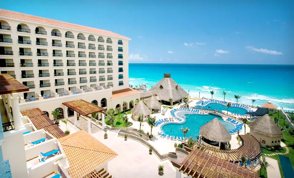 3-, 4-, or 5-Night All-Inclusive Stay for Two at GR Solaris Cancun in Mexico. Starts at $655, or $327.50 Per Person. - Primary Image