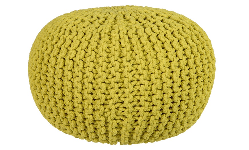 Image 7: Round Knitted Pouffes