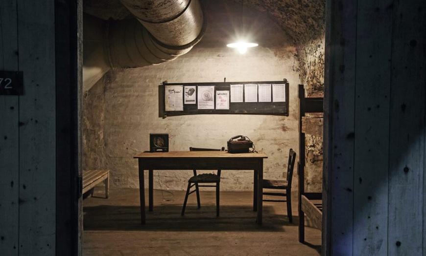 Image 2: Ticket für „Wehr- und Geheimgänge“ oder „Atombunker im Hauptbahnhof“