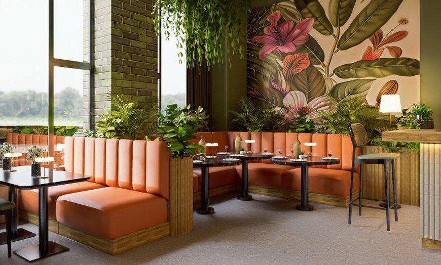 Image 8: Choice of Brunch or 3-Course Meal w/Show at Sinners(up to 51% off)