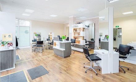 Waschen, Schneiden, Föhnen inkl. Haarmaske für 1 Person (einlösbar von Mo.-Do.) - Hair Studio Bruna