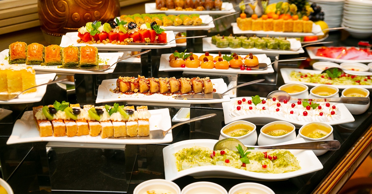 5* Dinner Buffet W Soft Beverages For Child Or Adults 5* Dinner Buffet W Soft Beverages For Child Or Adults