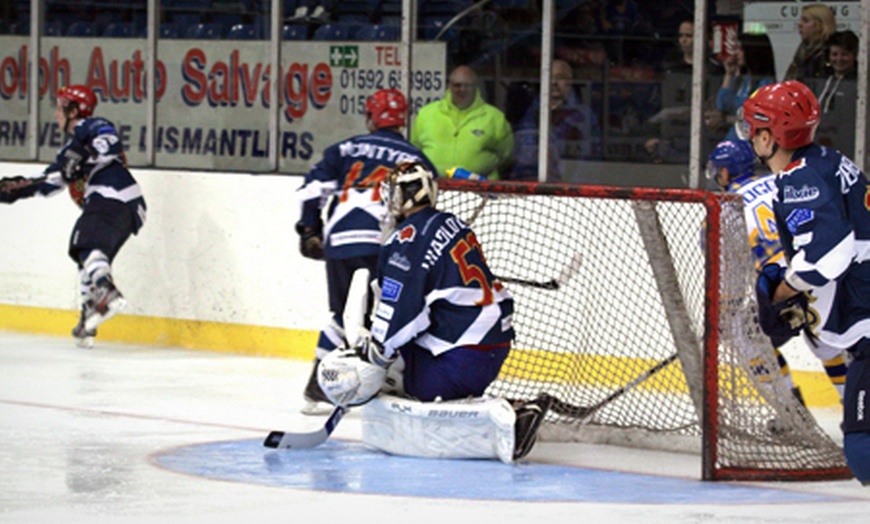 Image 2: Edinburgh Capitals Ice Hockey