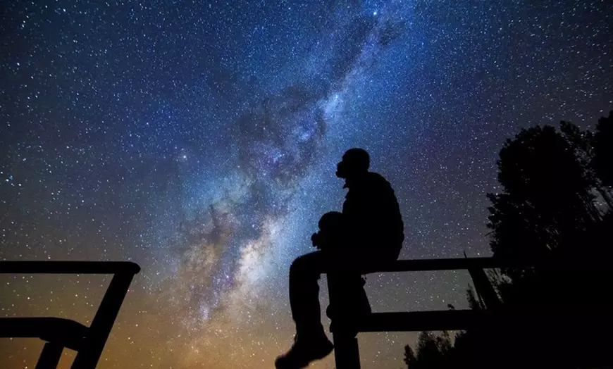 Image 1: Observación astronómica de lluvia de estrellas para niño o adulto