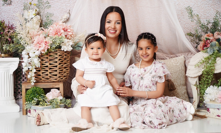 Image 3: Up to 80% Off on Studio Photography at LaLa Photography Sacramento