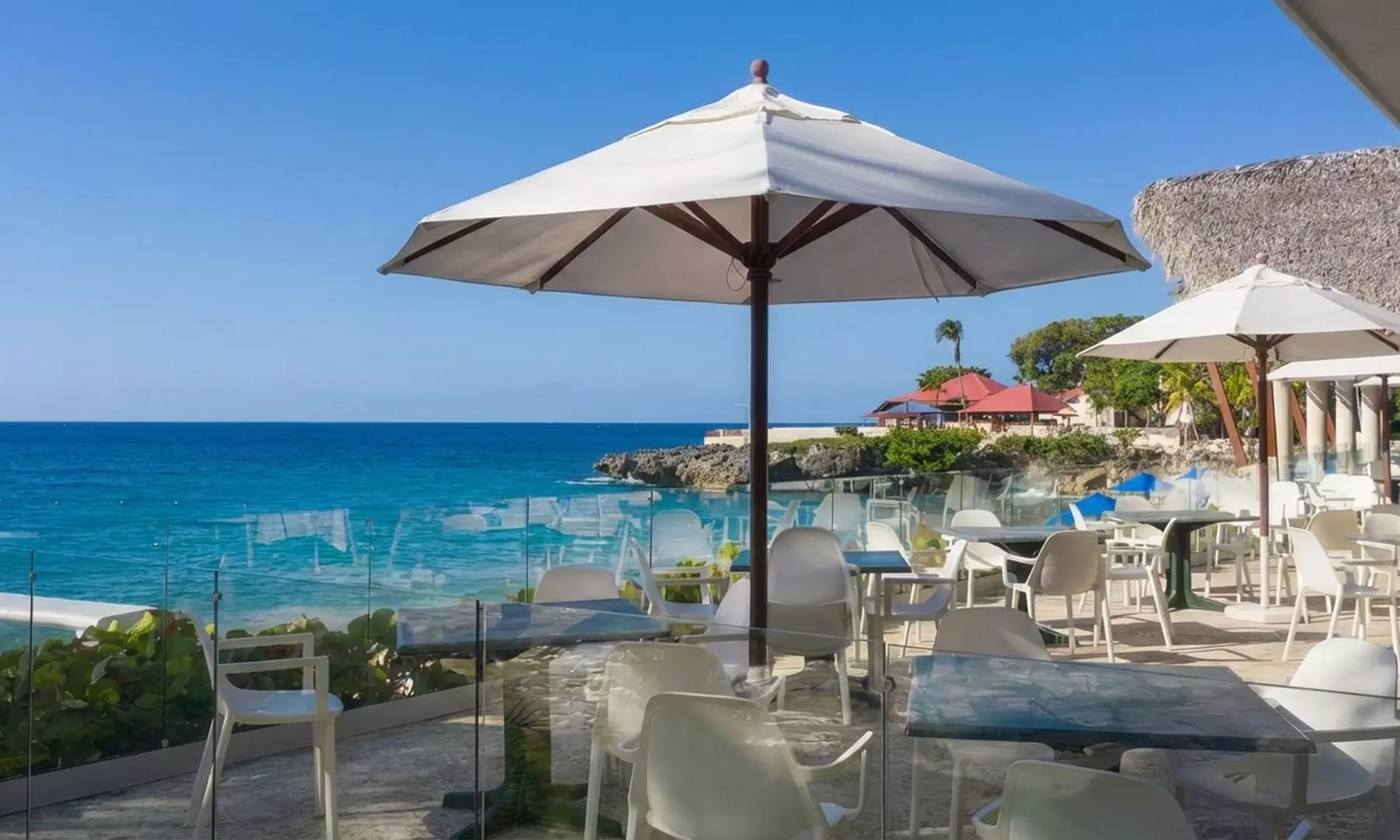 ✈ 4 or 7-Night All Inclusive Dominican Republic Vacation with Air