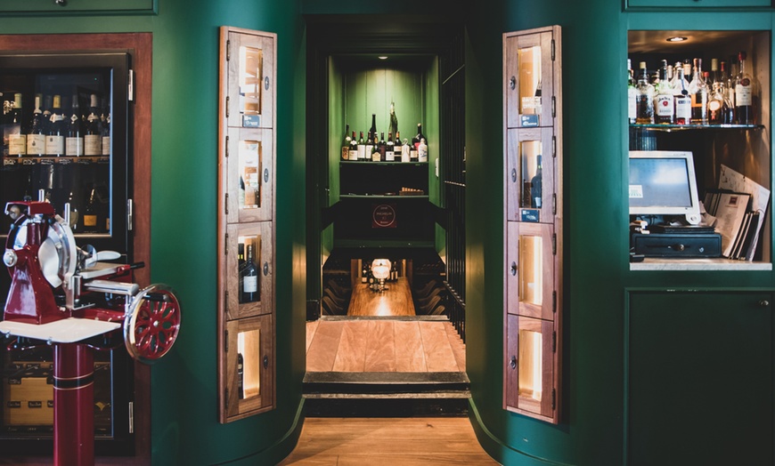 Image 2: Franse klassiekers en warme gastvrijheid in een gezellige bistro