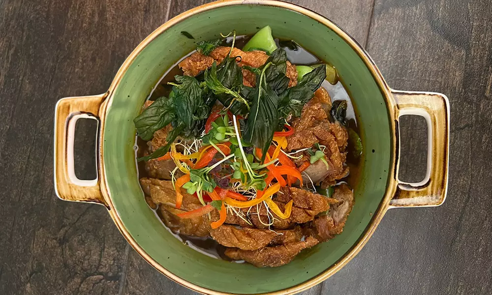 Thailändisch-japanisches 4- oder 5-Gänge-Menü für 2 oder 4 Personen