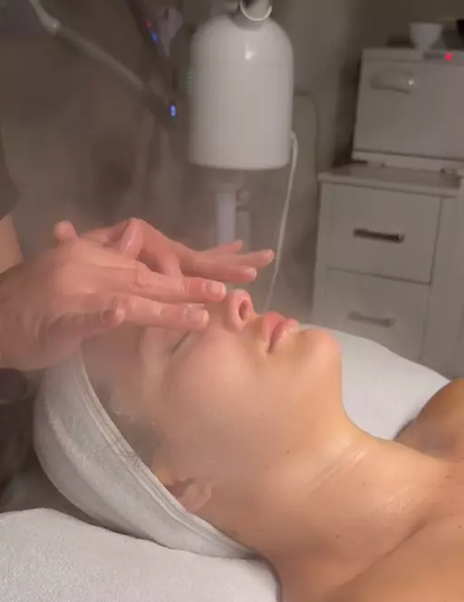 Relax with a 45, 75, or 90-Minute Japanese Head Spa Treatment