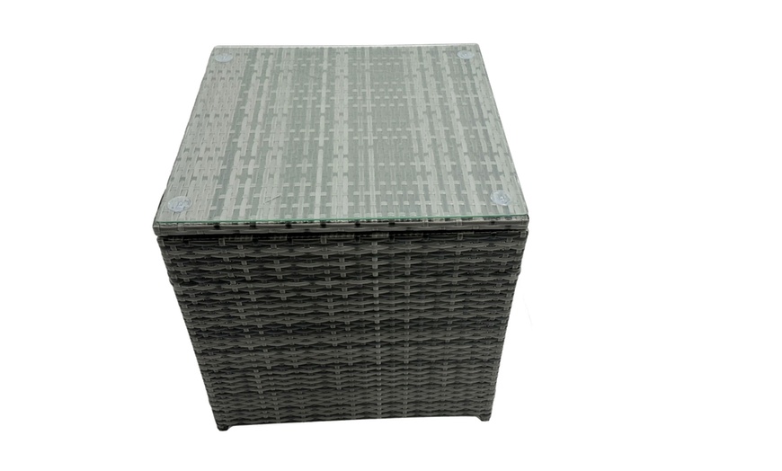 Image 5: Fimous Seven-Piece Rattan-Effect Dining Set with Adjustable Table