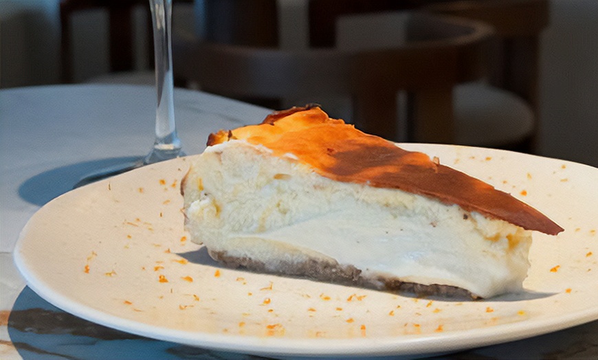 Image 22: Menú degustación para 2 o 4 personas