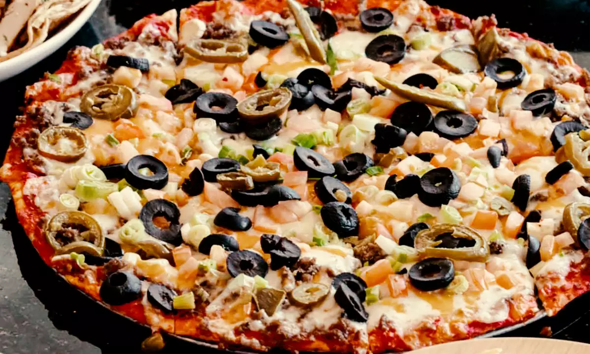 Enjoy Pizza and Fries Combos with 12 or 16 Inchs