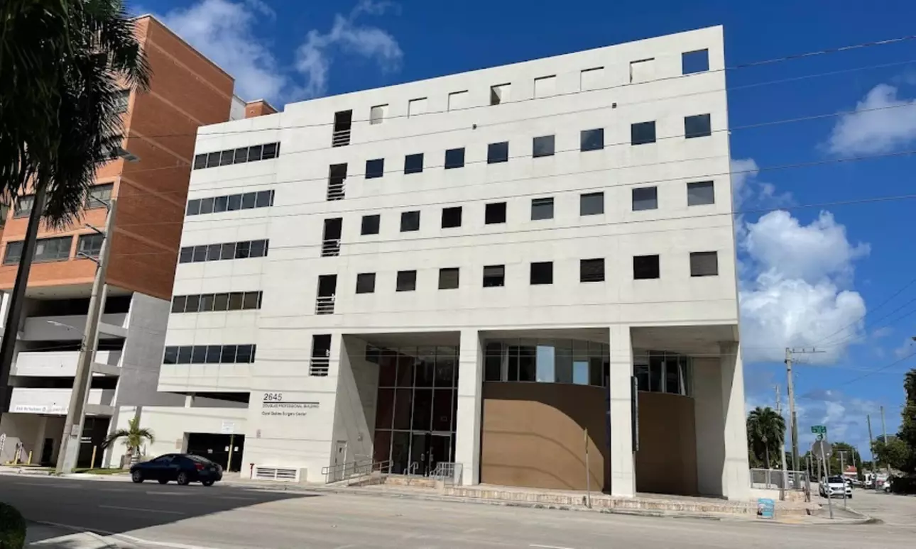 Up to 72% Off on Injection Dysport,Xeomin Skinelite Aesthetics